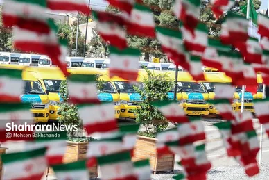 رونمایی از ١۵٠ دستگاه ون و اتوبوس با حضور وزیر کشور در مشهد