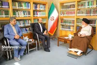 آیت‌الله علم‌الهدی: کلید حل مشکل معیشت مردم در دست تعزیرات حکومتی است