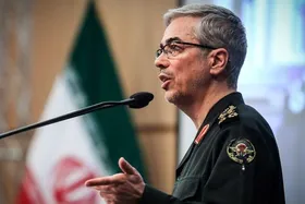 سرلشکر باقری: قطب قدرت در حال چرخش به سمت آسیاست