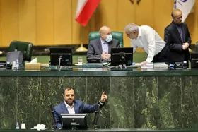 وزیر اقتصاد: فروش اموال مازاد را ویژه دنبال می&zwnj;کنیم| مدیری که پای فروش اموال نیست سال ۱۴۰۲ در مدیریت بانک&zwnj;ها باقی نمی&zwnj;ماند