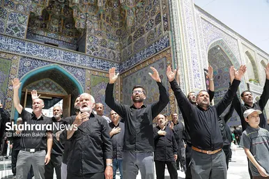 گزارش تصویری | عزاداری روز تاسوعای حسینی در حرم امام‌رضا(ع) (۱۴ تیر ۱۴۰۴)