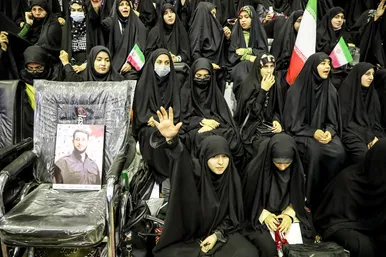 اجتماع دانشجویان بسیجی در دانشگاه فردوسی