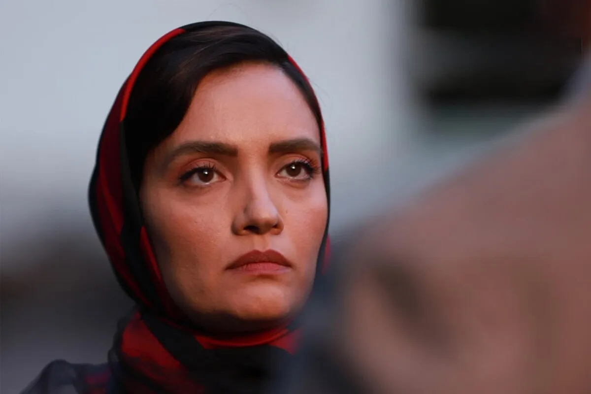 «غیبت موجه» در سینما آنلاین فیلم‌نت