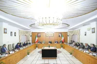 پزشکیان در اولین جلسه هیئت دولت سال ۱۴۰۴: تلاش می‌کنیم منویات رهبری را عملیاتی کنیم