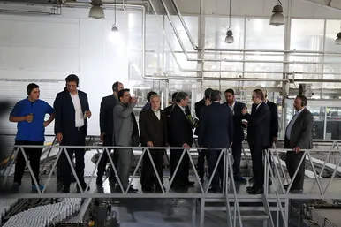 بازدید رییس سازمان بورس و ارواق بهادار از چند واحد صنعتی در مشهد