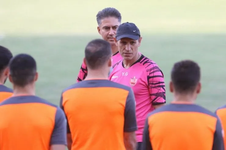 استعفای گل محمدی از سرمربیگری پرسپولیس