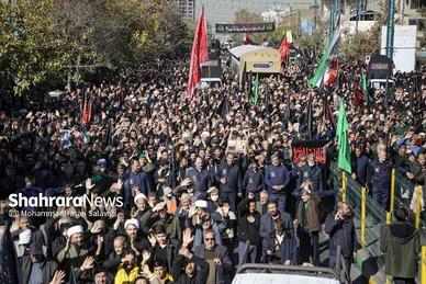 گزارش تصویری | اجتماع عزاداران فاطمی و تشییع پیکر مطهر ۱۳ شهید گمنام دوران دفاع مقدس در مشهد