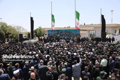 عکس‌هایی از مراسم استقبال از پیکر مطهر رئیس‌جمهور شهید در فرودگاه مشهد