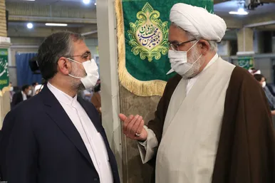 دیدار جمعی از مسئولان نظام و مهمانان شرکت کننده در کنفرانس وحدت اسلامی با رهبر معظم انقلاب