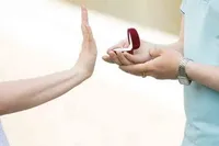 آیا تاخیر در ازدواج از عواقب زندگی مدرن است؟