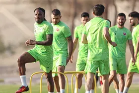 غیبت ۲ بازیکن پرسپولیس برابر خیبر قطعی شد