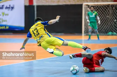 لیگ برتر فوتسال | مسابقه فرش آرا مشهد و سن ایچ ساوه