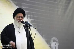 آیت&zwnj;الله علم&zwnj;الهدی: خدمت به مردم، هویت ذاتی هلال&zwnj;احمر است| امدادگران هلال&zwnj;احمر برای نظام کسب آبرو می&zwnj;کنند