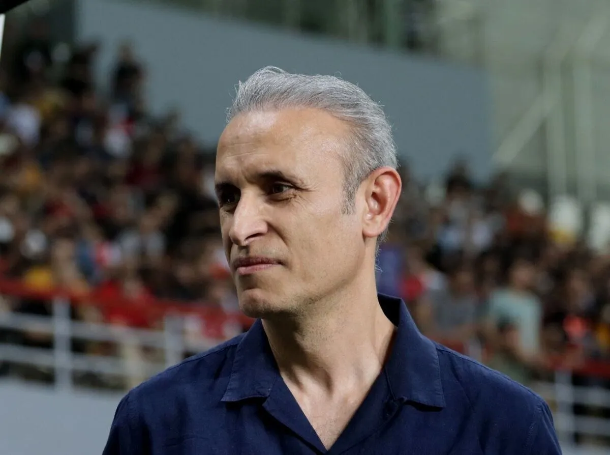 گل‌محمدی در دوراهی تراکتور - پرسپولیس