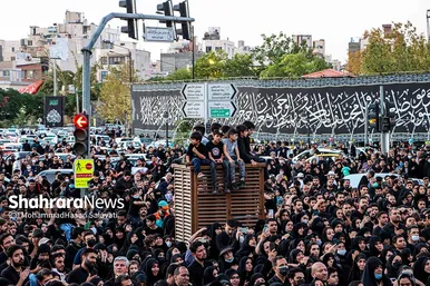 آیین خیمه سوزان عصر عاشورا در مشهد