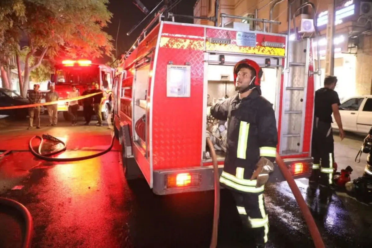 جزییات حریق انبار شیرآلات در کلاهدوز مشهد (۱۷ شهریور ۱۴۰۵)