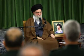 رهبر معظم انقلاب: ارزش&zwnj;ها و انگیزه&zwnj;های شهدا باید به نسل بعد انتقال یابد