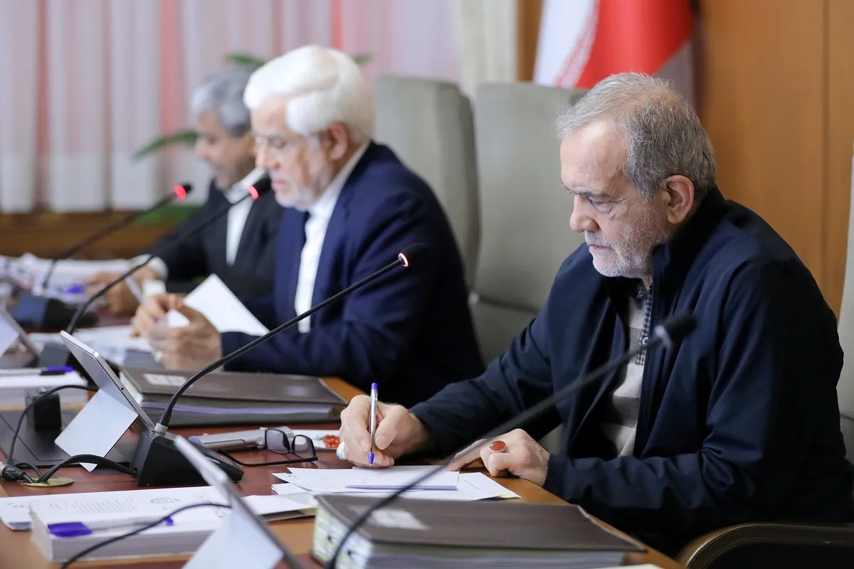 معاون اول رئیس جمهور: پزشکیان شجاعانه تصمیم می‌گیرد