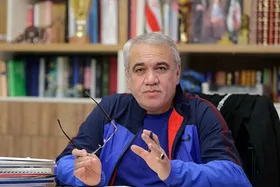 فتح الله زاده: خدارا شکر که دیگر گل گهر با ما بازی نمی&zwnj;کند!