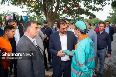 جشنواره گل و شیرینی در بوستان ارم
