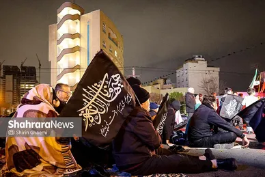 گزارش تصویری | مراسم احیای شب ۱۹ رمضان ۱۴۰۴ در خیابان‌های مشهد - ۲