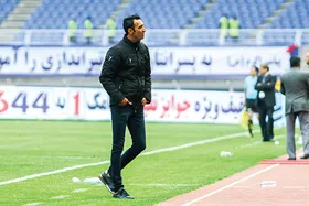 رضا عنایتی مالک و سرمربی تیم سرخ&zwnj;پوشان پاکدشت شد