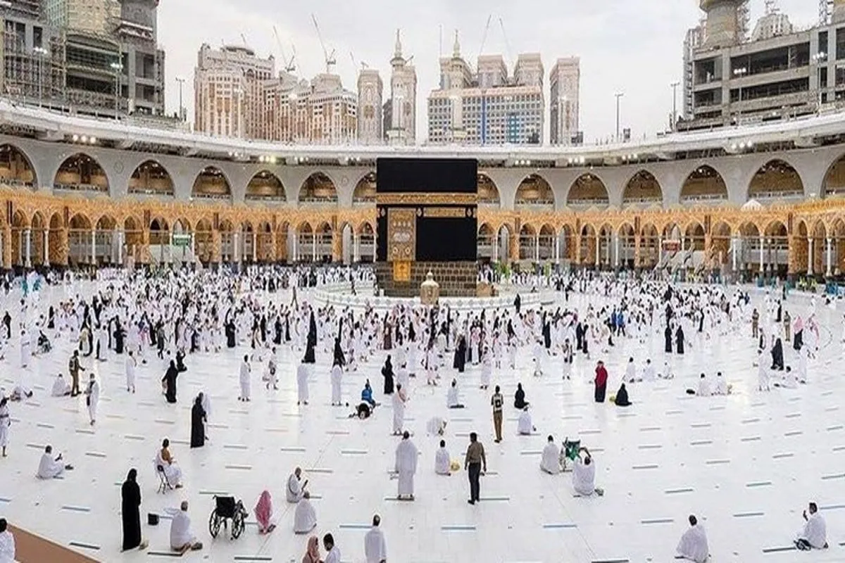 هزینه سفر حج عمره ۱۴۰۴ چقدر است؟