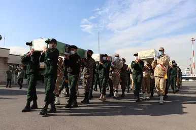 استقبال از پیکر مطهر ۱۶ شهید در مشهد