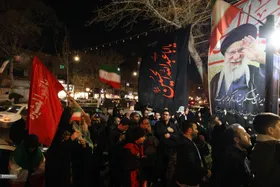 ویدئو | حضور مردم مشهد در میدان تقی&zwnj;آباد | عزاداریم اما راه انقلاب را ادامه می&zwnj;دهیم