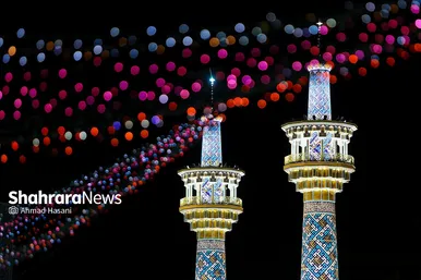 حال و هوای حرم مطهر رضوی در شب میلاد امام رضا(ع)