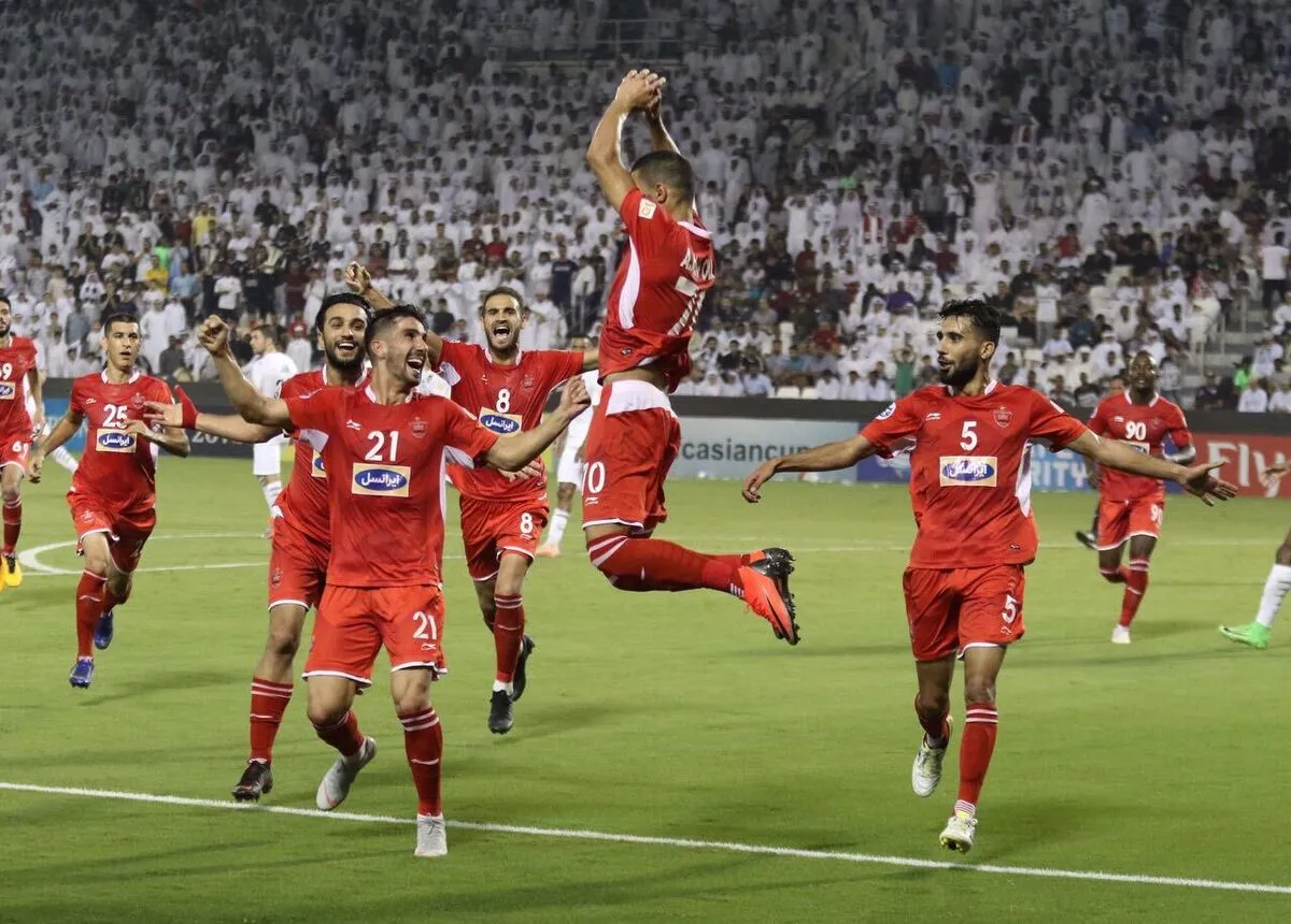 پرسپولیس منتظر کمک بانک تجارت