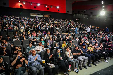  اکران فیلم سینمایی مصلحت با حضور عوامل فیلم در مشهد
