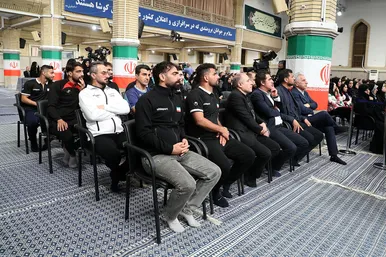 عکس‌هایی از دیدار مدال‌آوران ورزشی و علمی با رهبر انقلاب (۲۸ مهرماه ۱۴۰۴)