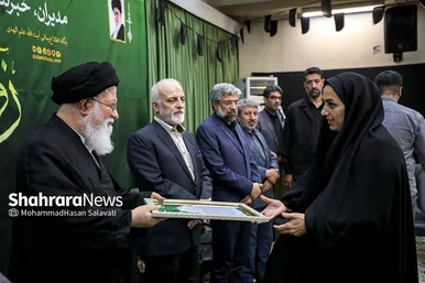 دیدار خبرنگاران و اصحاب رسانه با آیت الله علم الهدی به مناسبت روز خبرنگار