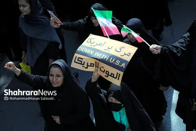 راهپیمایی مردم مشهد در محکومیت جنایت تروریستی در حرم مطهر شاهچراغ (ع)