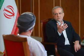 پزشکیان در گفت&zwnj;وگو با تلویزیون عمان: وحدت اسلامی، کلید نقش&zwnj;آفرینی در نظم جدید جهانی است