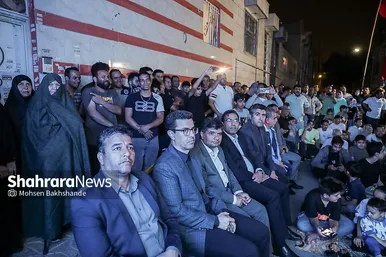 گزارش تصویری | تماشای مسابقه فینال کشتی احمد جوان در مشهد