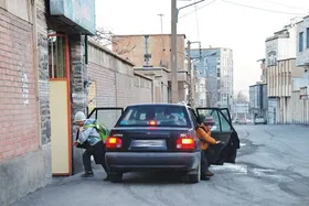 سازمان تاکسی&zwnj;رانی شهرداری مشهد از مجوز رایگان و  سهمیه بنزین سرویس مدرسه برای والدین خبر داد