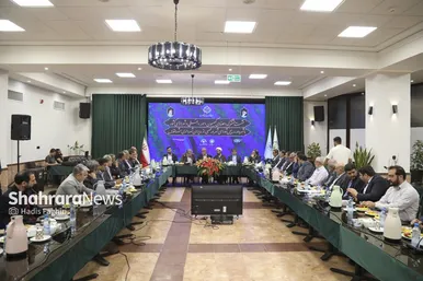 گزارش تصویری |  نشست مشترک اعضای کمیسیون امور داخلی و شورا‌های کشور با شهردارمشهد مقدس