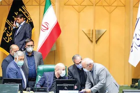 حاشیه&zwnj;ای بر &laquo;نظر استمزاجی&raquo; مجلسیان