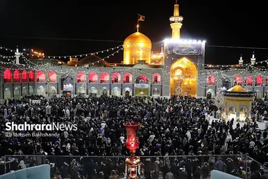 مراسم احیاء شب ۲۱ ماه رمضان در حرم مطهر رضوی