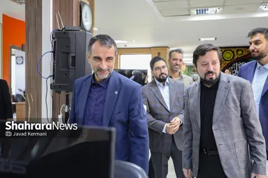 بازدید جمعی از مسئولین شهری و استانی مشهدمقدس از موسسه فرهنگی شهرآرا (۳) (۱۶ مرداد ۱۴۰۳)
