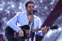 حمید عسکری مهر ۱۴۰۵ در یزد روی صحنه می‌رود + زمان و مکان اجرا
