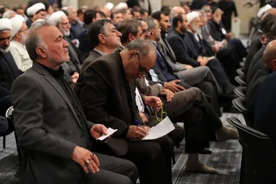عکس‌هایی از دیدار امروز نمایندگان مجلس با رهبر معظم انقلاب اسلامی (۳۱ تیر ۱۴۰۳)