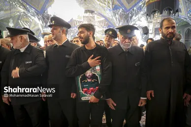 گزارش تصویری |  وداع با پیکر مطهر ۵ شهید خراسانی حمله آمریکایی-صهیونی در حرم مطهر رضوی