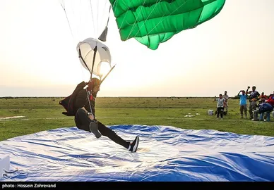 مسابقات چتربازی سقوط آزاد رشته هدف‌زنی در زیبا کنار