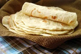 نان سفید ارزش غذایی ندارد | نبود سبوس در آرد، بلعیدن نان را سخت&zwnj;تر می&zwnj;کند
