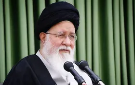 آبت&zwnj;الله علم&zwnj;الهدی: تاختن دشمن به اسلام به دلیل استیصالش در برابر انقلاب است