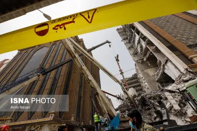 دومین روز آوار برداری ساختمان متروپل - آبادان