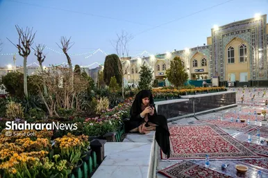 ضیافت افطاری زائران حرم مطهر رضوی